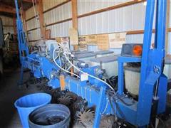 2003 Kinze 2100 Planter