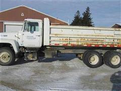 1989 Ford LT8000 Dump Truck