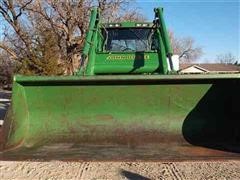 2010 John Deere 740 Loader