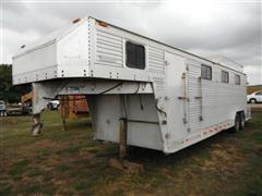 1983 Barrett 5th Wheel Aluminum Horse Trailer