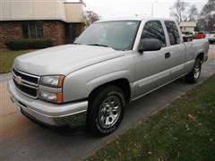 2006 Chevrolet Silverado C1500 LT Extended Cab 2 Wheel Drive Pickup 